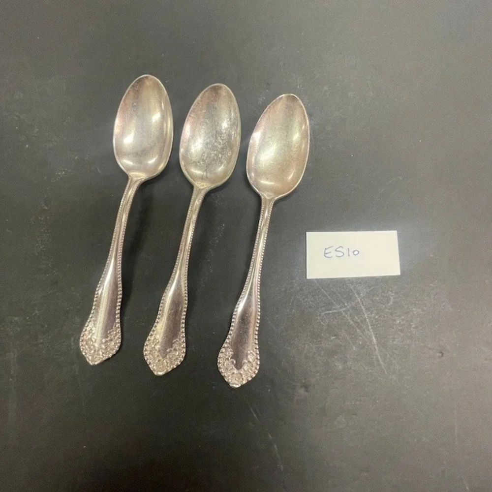 Wm Rogers & Son AA Silverplate 3 Teaspoons Vintage Ornate Floral Beaded ES10